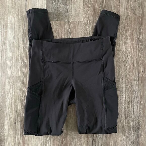 Lululemon Speed Up Tight *Mesh 28" in Black - Size: 4 - Picture 5 of 12